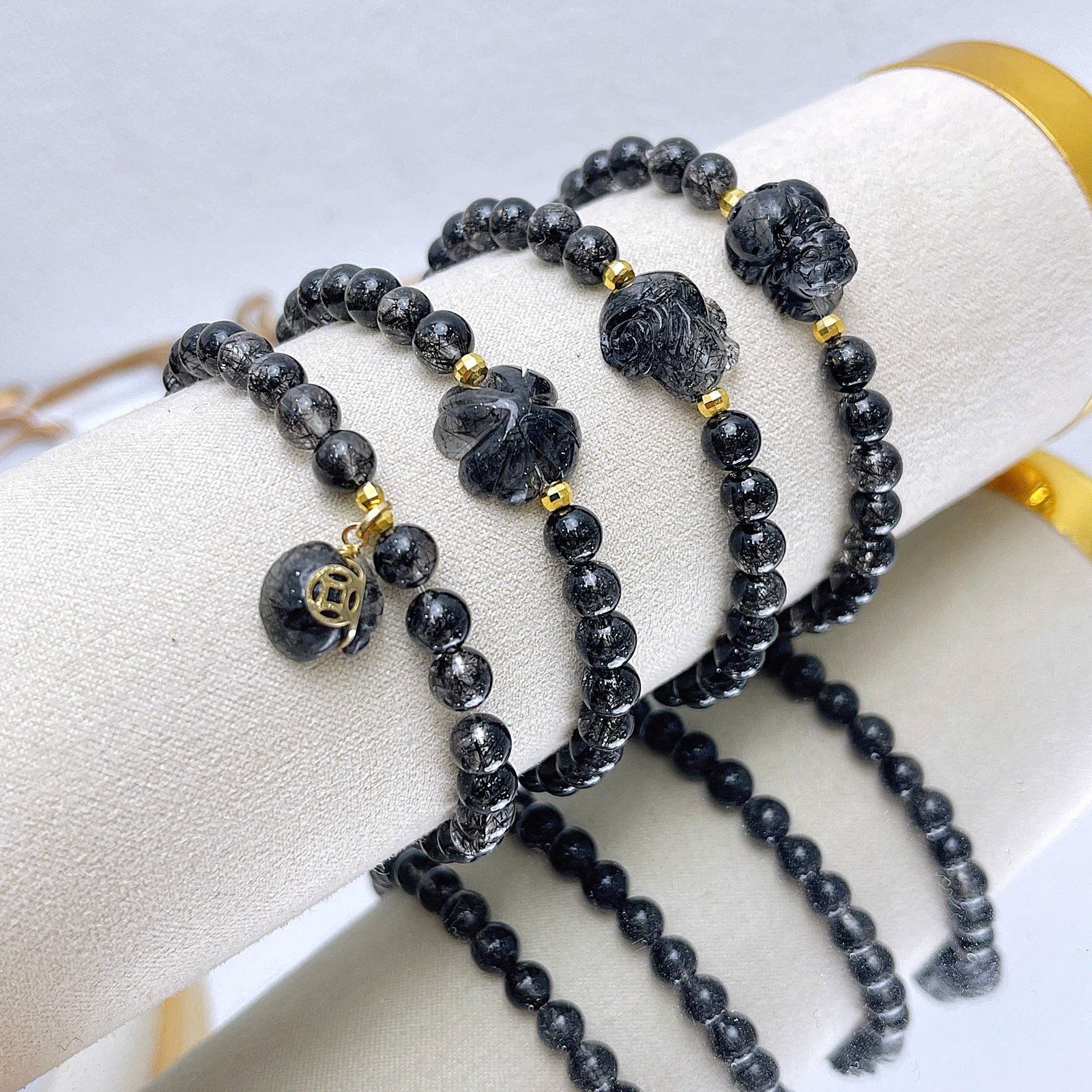 🖤 VÒNG TAY THẠCH ANH TÓC ĐEN – MẠNH MẼ & THU HÚT NĂNG LƯỢNG TÍCH CỰC